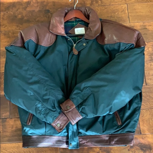 Andrew Marc Other - Andrew Marc down jacket leather collar &shoulders